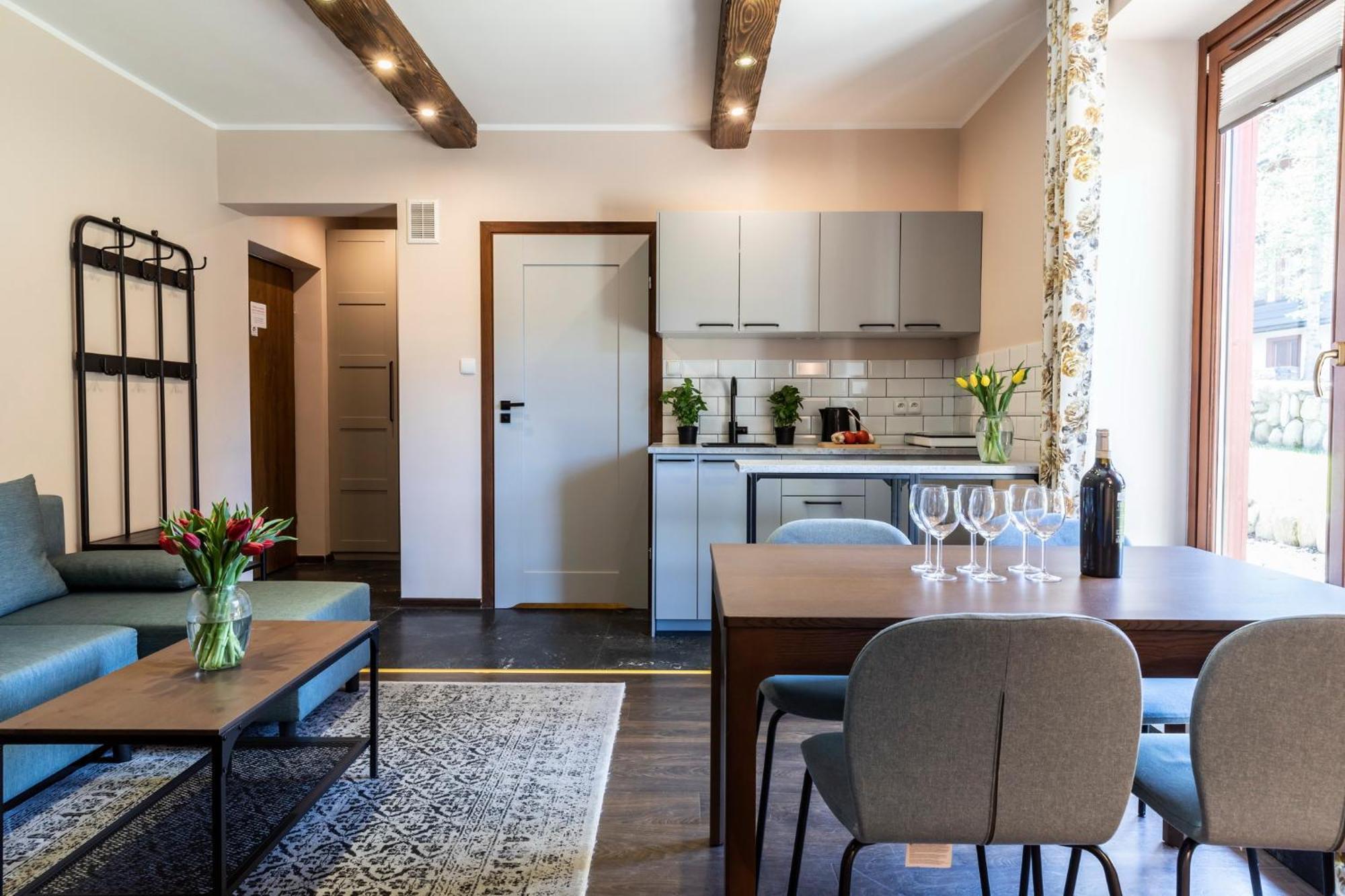 Udanypobyt Apartamenty Przy Dolinach C I D 考斯赛力克 外观 照片