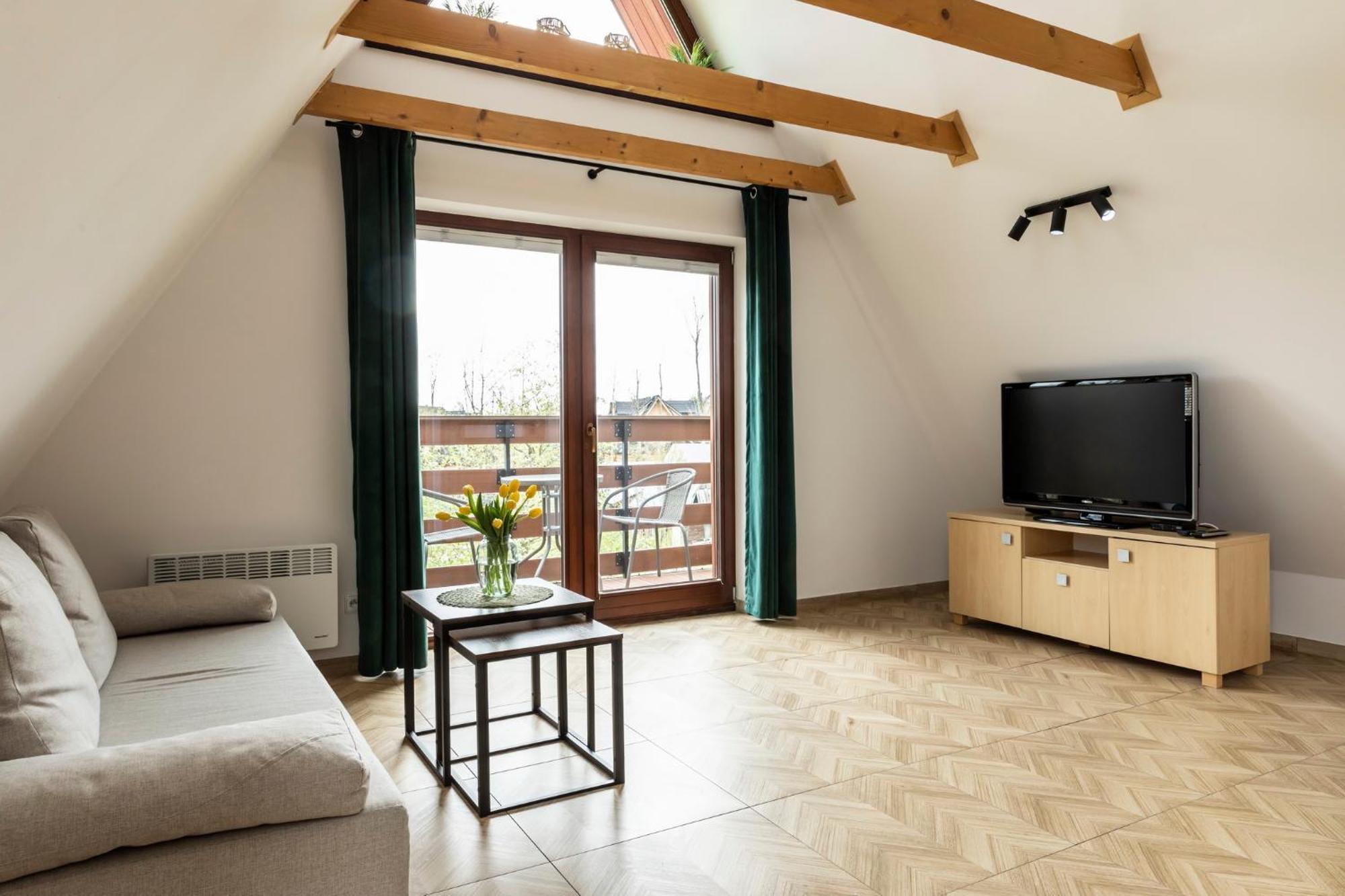 Udanypobyt Apartamenty Przy Dolinach C I D 考斯赛力克 外观 照片